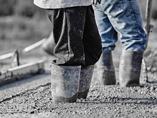 Il problema della "prestazione di mano d’opera" nella realizzazione di pavimenti industriali. 